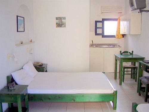 Ikaros Studios & Apartments Naxos City Zewnętrze zdjęcie